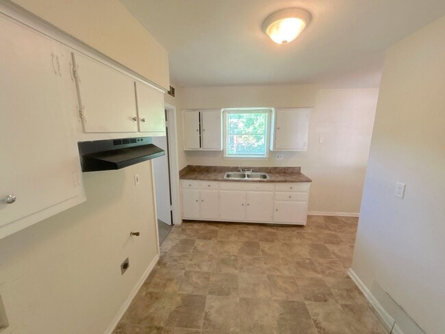 Photo - 2158 Pueblo Ave House