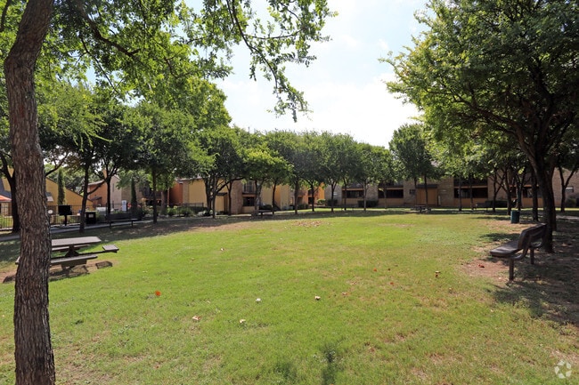 Building Photo - Tuscany Park Apartments