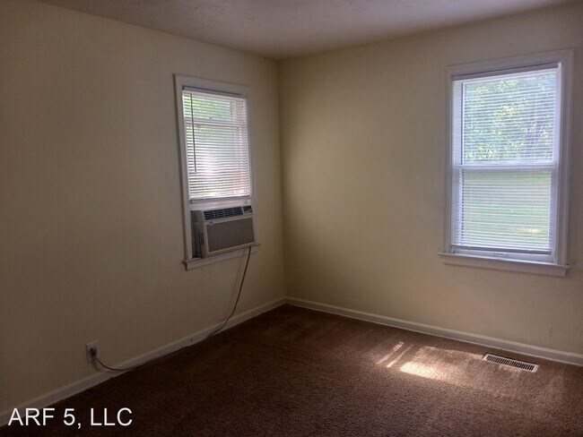 Building Photo - 2 br, 1 bath House - 6220 Minnesota Avenue