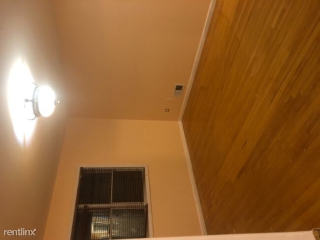 Foto del edificio - 65 Sideview Ave