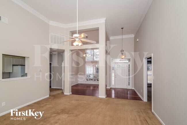 Foto del edificio - 1011 Alden Glen Dr