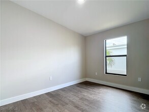 Building Photo - 2511 Storter Ave
