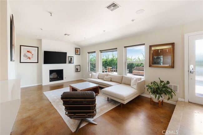 Foto del edificio - 10341 Kurt St