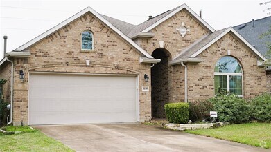 Building Photo - 31038 Timber Bend Ln