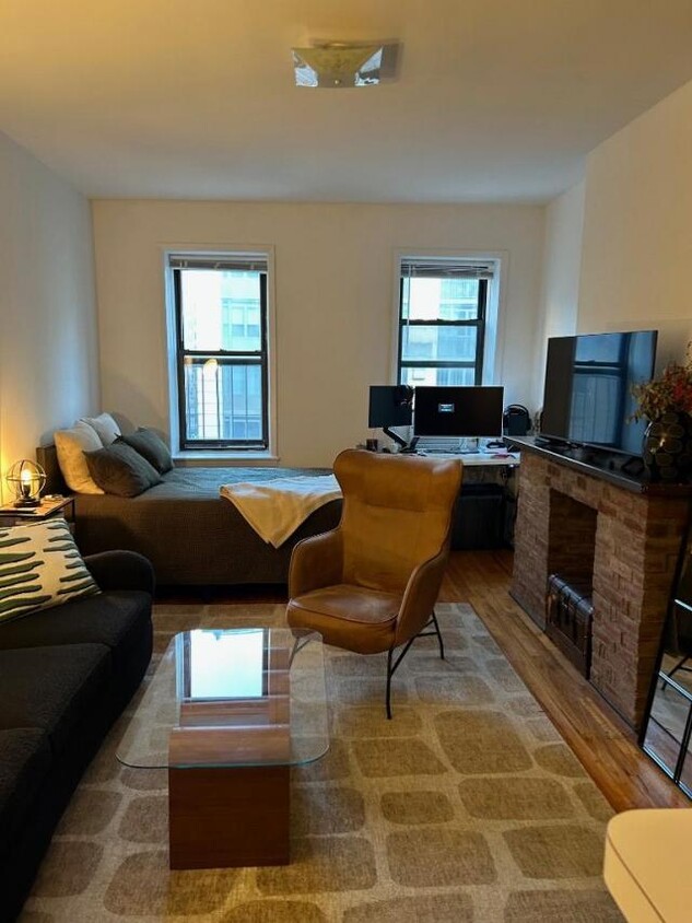 Foto principal - 0 bedroom in NEW YORK NY 10022