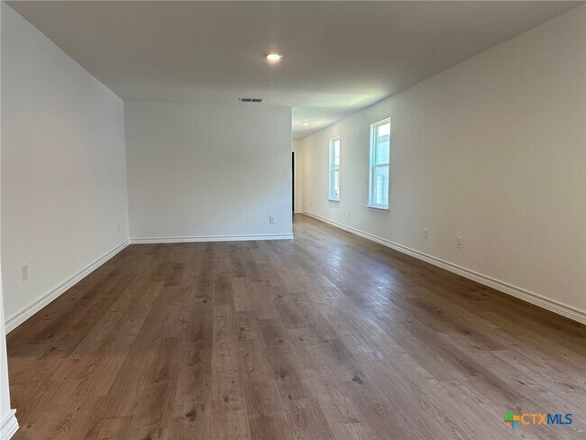 Foto del edificio - 936 Heartseed Ave