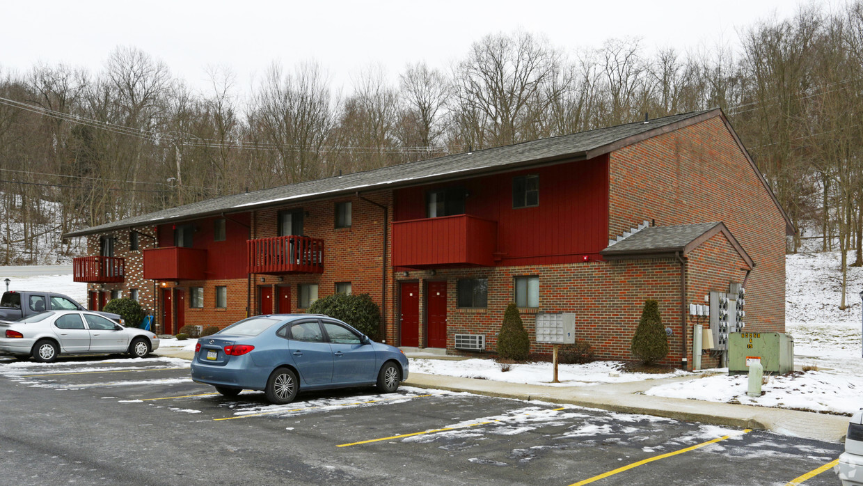 Building Photo - Hunter Gardens Apartments