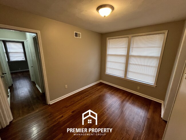 Building Photo - Charming 3BR/1.5BA Memphis Home with Hardwood Floors, Deck & Large Fenced Yard