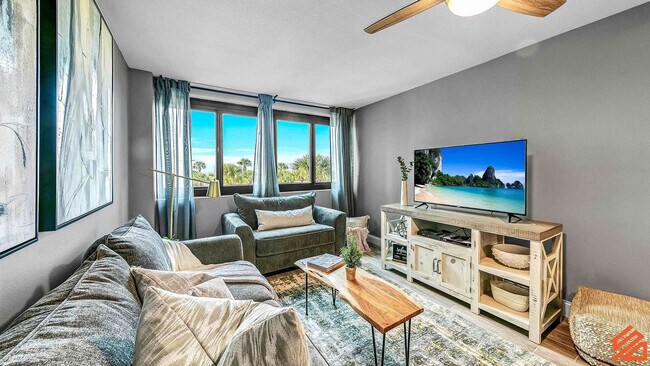 Foto del edificio - 343 Gulf Shore Dr