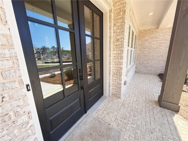 Building Photo - 2450 Colliers Ln