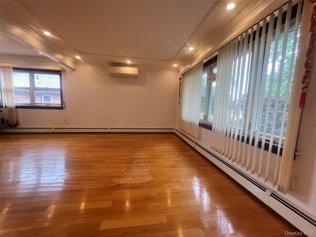 Foto del edificio - 15-66 201st St