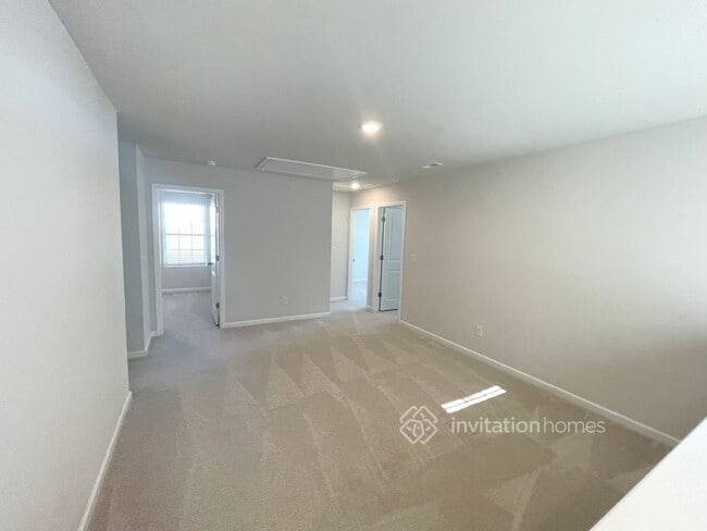 Building Photo - 2613 Turtle Point Rd