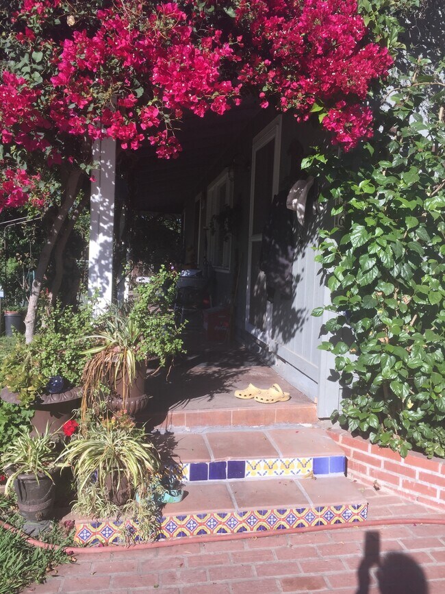 Foto del edificio - 4156 Vista Clara Rd