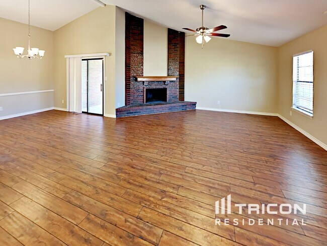 Foto del edificio - 924 Granite Ln
