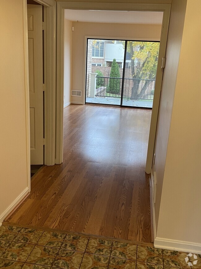 Windy Hills Houses for Rent with a Swimming Pool Louisville, KY 1