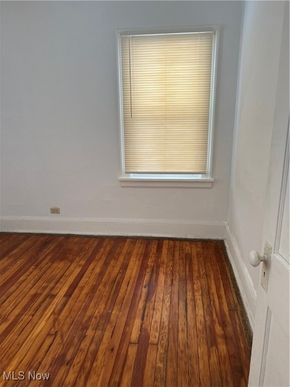 719 E 162nd St Cleveland, OH 44110 – photo 2