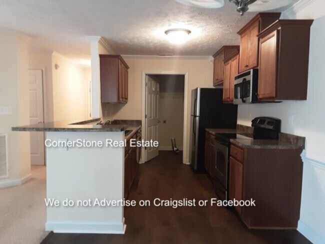 Foto del edificio - 1830 Balmoral Dr