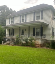 Building Photo - 122 W Gap Creek Rd