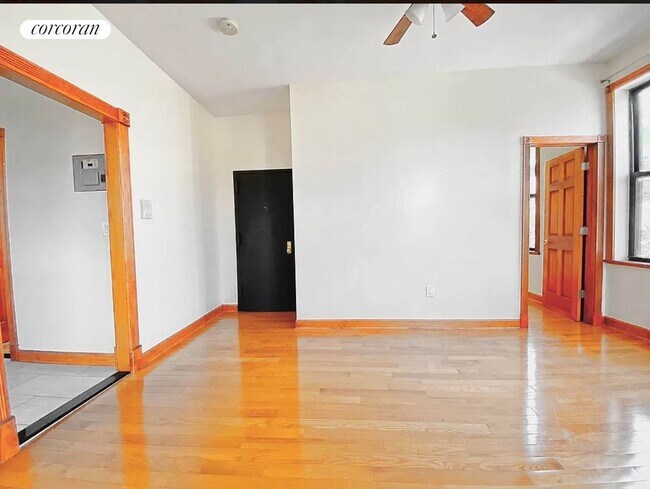 Foto del edificio - 775 Franklin Ave