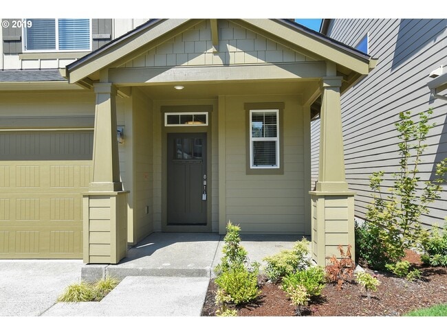 Building Photo - 23078 NE Sockeye St