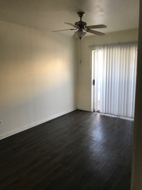 Building Photo - 2021 W Hayward Ave #1