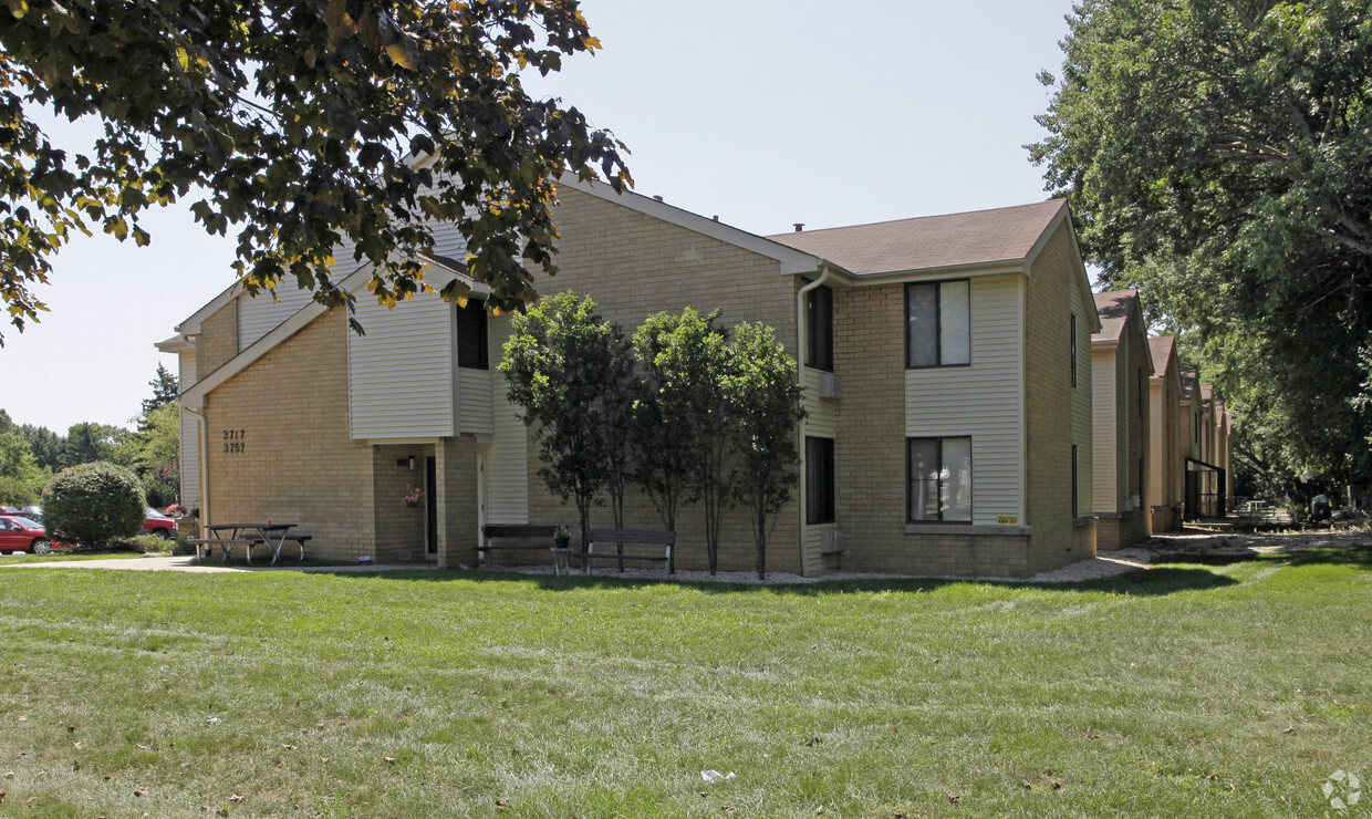 Foto del edificio - Evergreen Square of Cudahy - Senior/Disabled