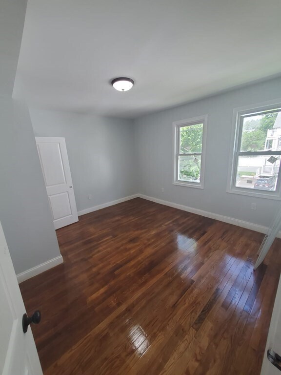Primary Photo - 10 Harrison St