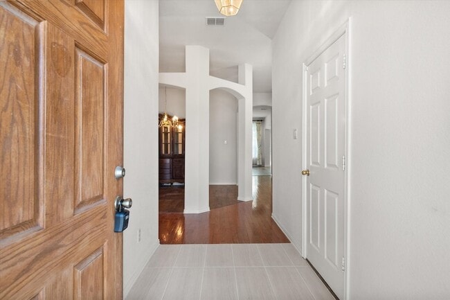 Photo - 6705 Terrace Glen Dr House