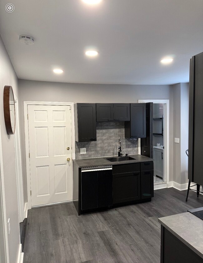 Building Photo - 35 Fearless Ave