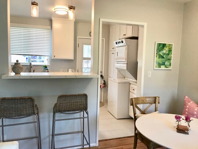 Breakfast bar - 1346 Manhattan Beach Blvd