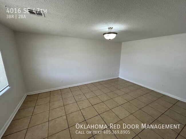 Foto del edificio - 4016 SE 47th-