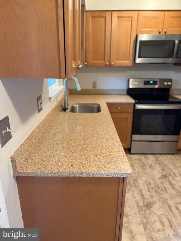 Foto del edificio - 2659 S Walter Reed Dr