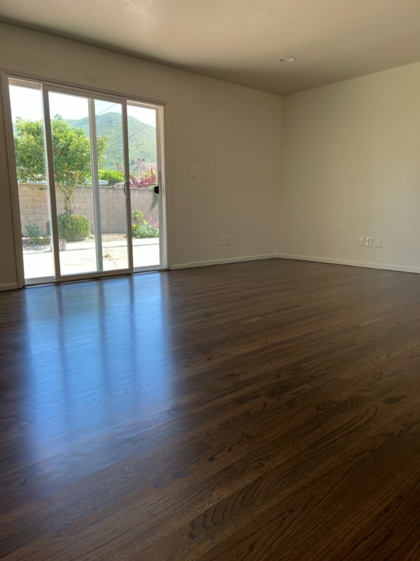 Building Photo - 908 W Loquat Ct