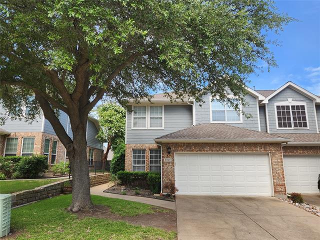 Foto del edificio - 9829 Castlewood Dr