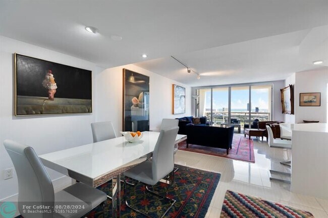 Foto del edificio - 1900 Sunset Harbour Dr