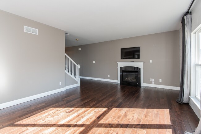 Building Photo - 424 Country Stone Dr