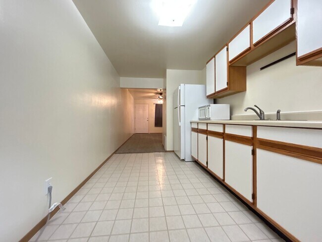 Building Photo - 356 N 900 W