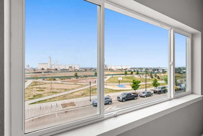 Building Photo - The Vista at Greyhound Park