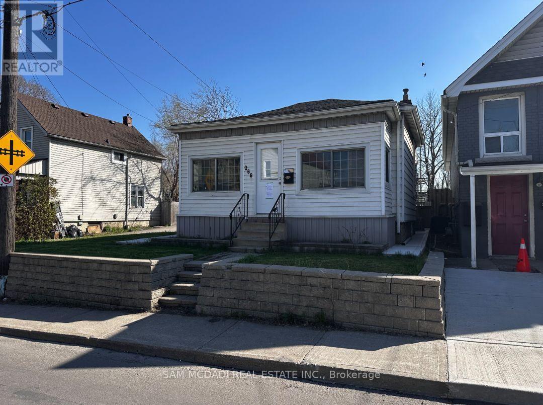 Building Photo - 266 Beach Rd