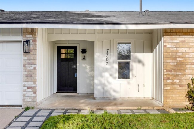 Building Photo - 7707 Whitsun Dr