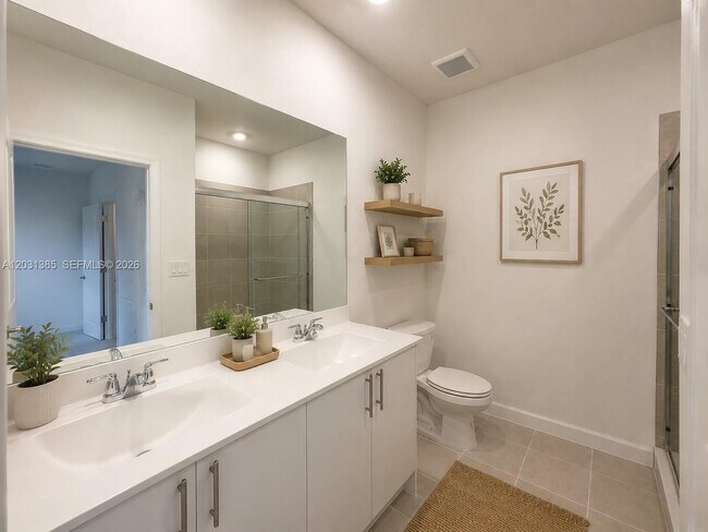 Foto del edificio - 267 NW 11th Ct