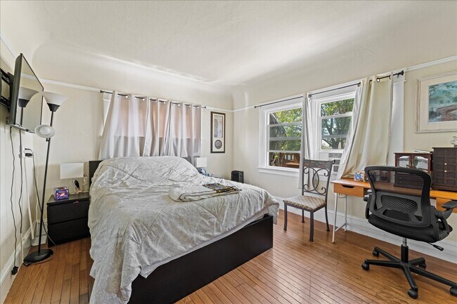 Foto del edificio - 1625 Martin Luther King Jr Way