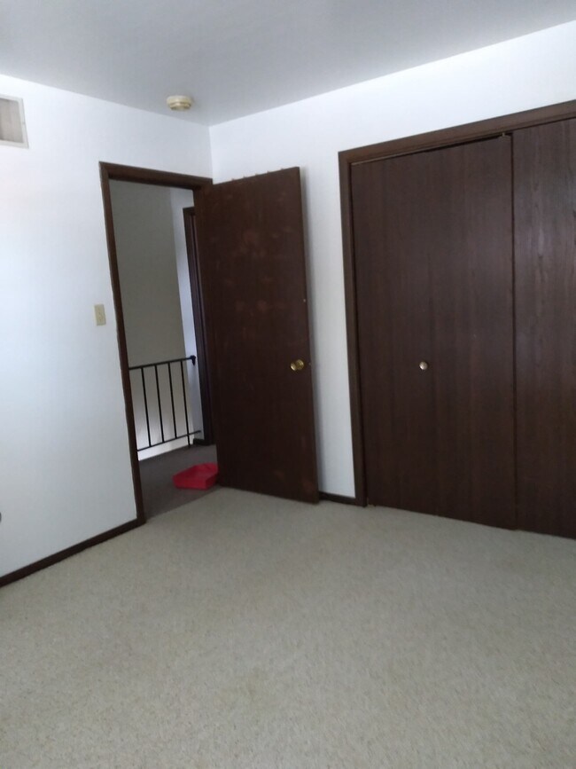 Upstairs bedroom #1 - 419 Spivak Dr