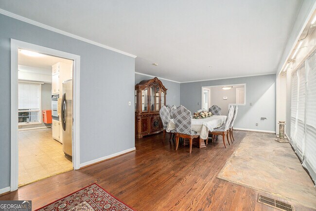 Foto del edificio - 3382 Bobolink Cir SW