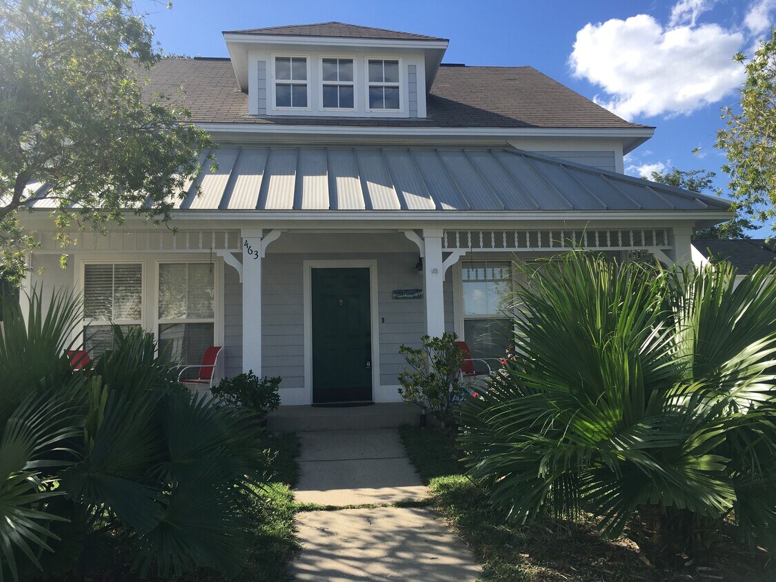 Primary Photo - 463 Dr Gilbert Mason Dr