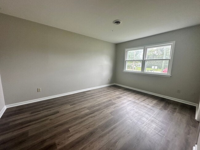 Foto del edificio - 7394 Bellehaven Dr