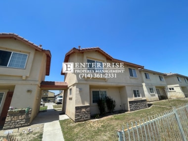 Now Leasing – Private 2 Bed, 2 Bath Back U... - Now Leasing – Private 2 Bed, 2 Bath Back U...