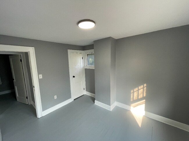 Foto del edificio - 1750 Urbana Rd