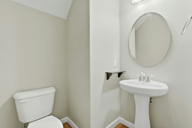 Foto del edificio - 218 Byron Dr