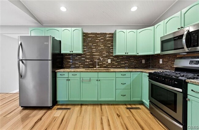 Foto del edificio - 9541 Horseshoe Island Rd